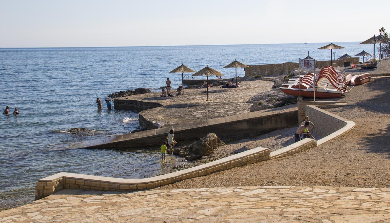 Sunny Mobile Homes Bijela Uvala 4* Mugeba